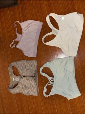 Set of 4 sports bras